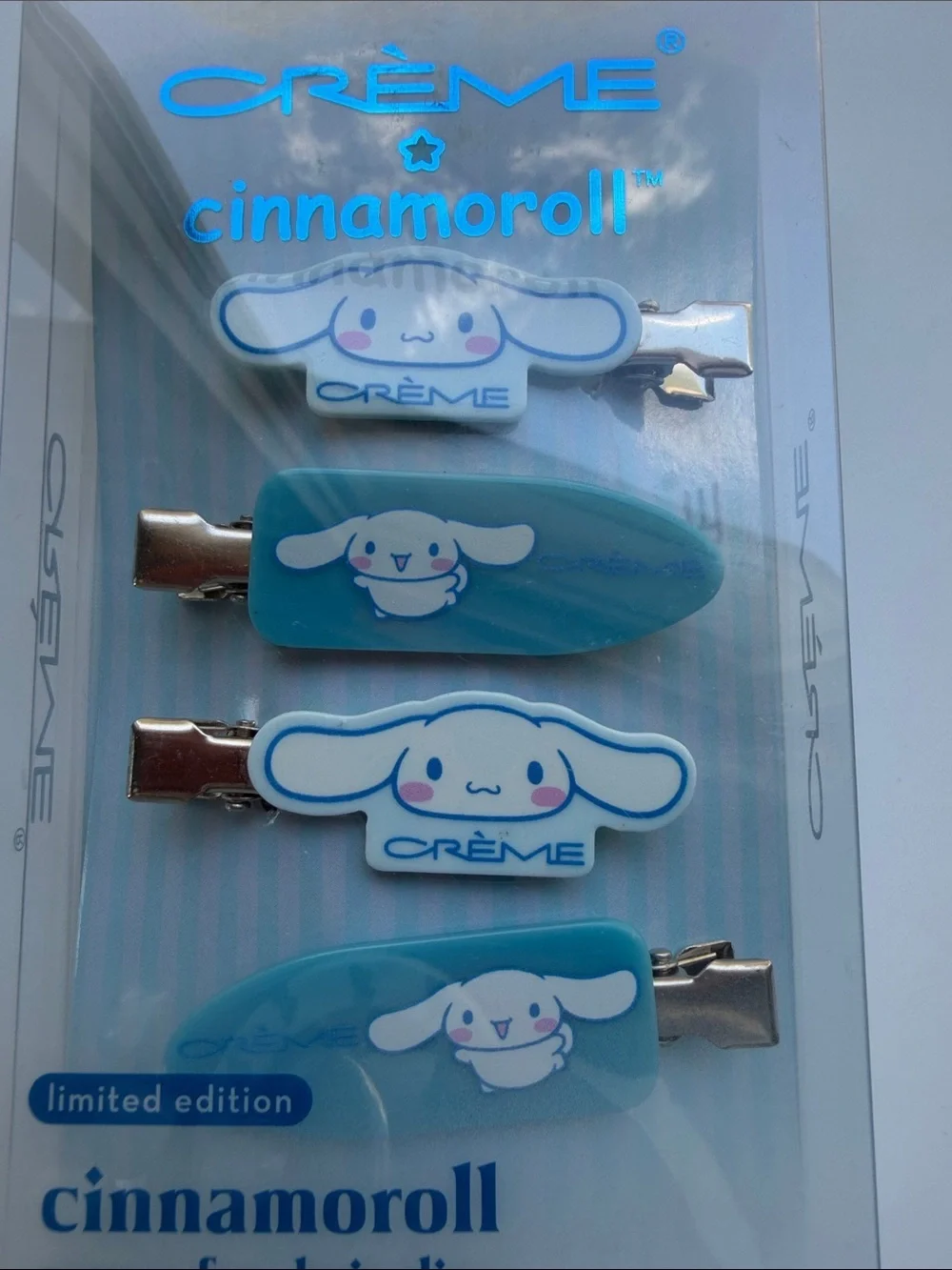 The Crème Shop x Cinnamoroll Hair Clips 4 Pack